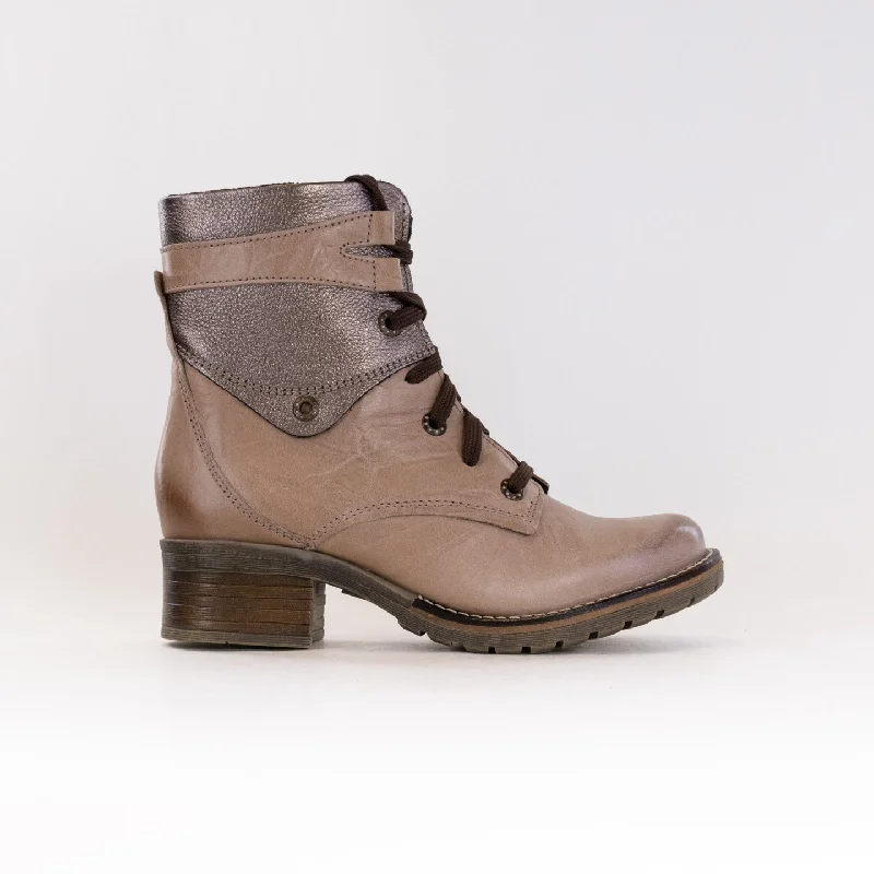 Dromedaris Kara Metallic (Women's) - Taupe Metallic