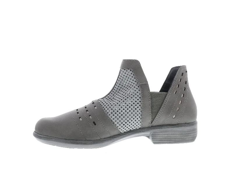 Naot Rivotra (Women's) - Fog Gray Leather