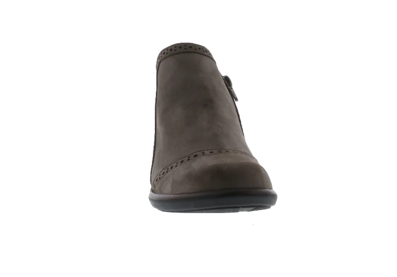 Naot Nefasi (Women's) - Shiitake Nubuck