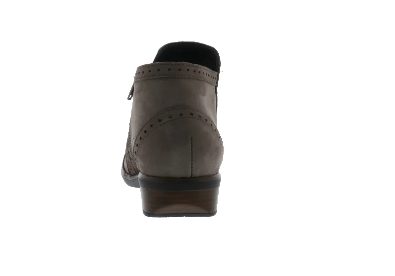 Naot Nefasi (Women's) - Shiitake Nubuck