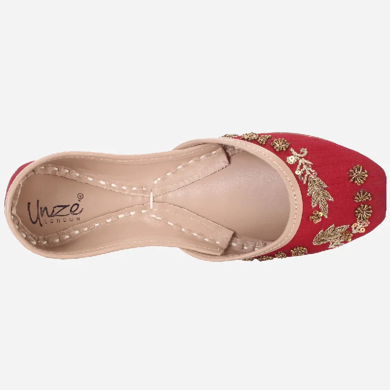 Women ""KANYE"" Decorated Leather Khussa