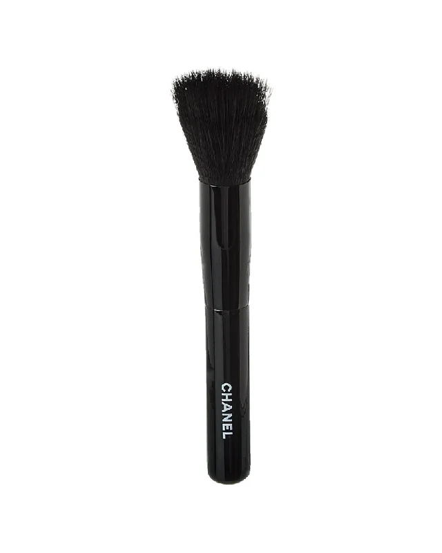 Chanel Women's Les Pinceaux De Foundation Blending Brush