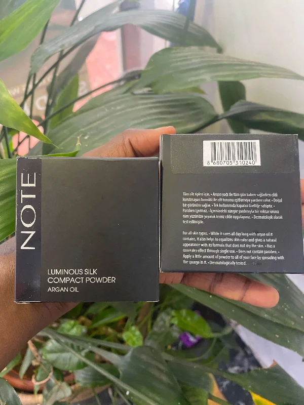 Note Luminous Silk Compact Powder